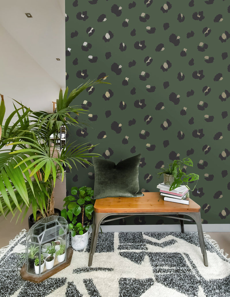 Large Leopard Spot Wallpaper - Green