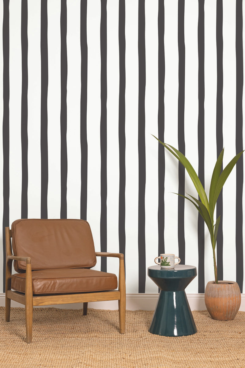 Barito Imperfect Stripes Wallpaper - Black