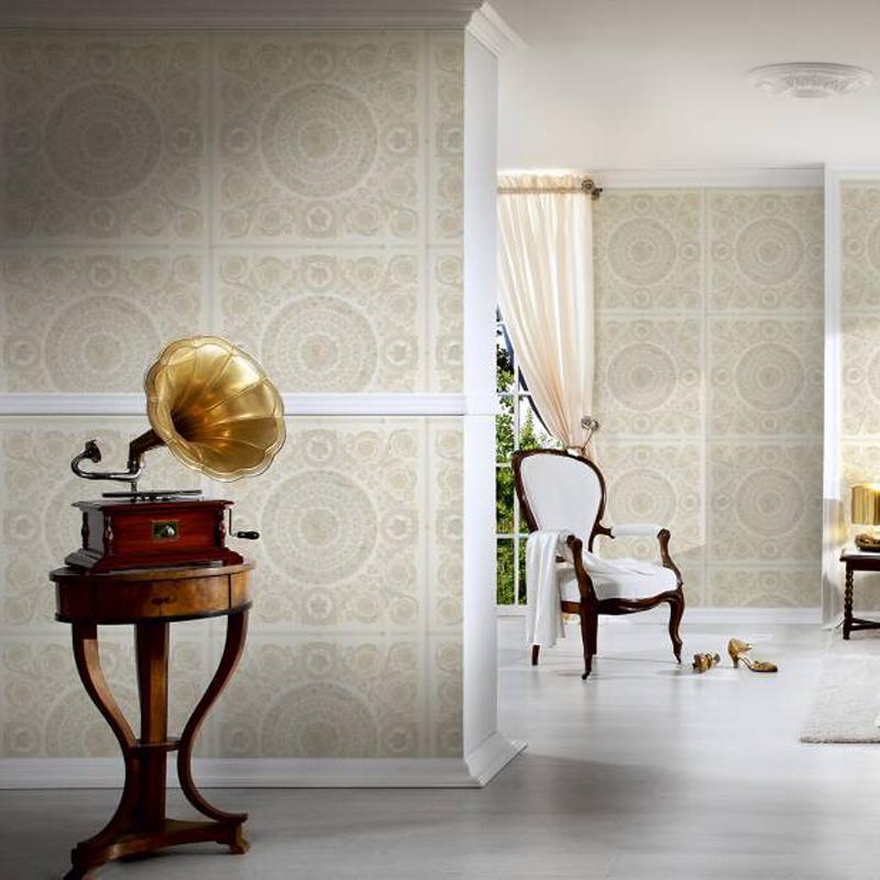 Versace Crown Moulding Wallpaper - Beige/Silver/Creme