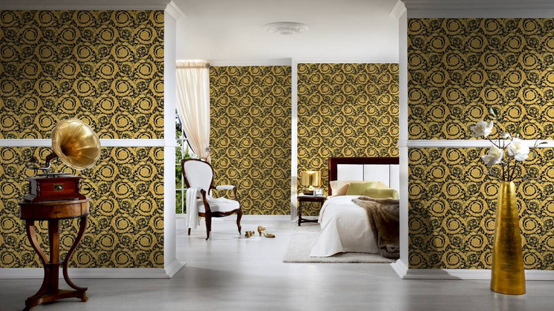 Versace Floral Garland 2 Wallpaper - Gold/Black