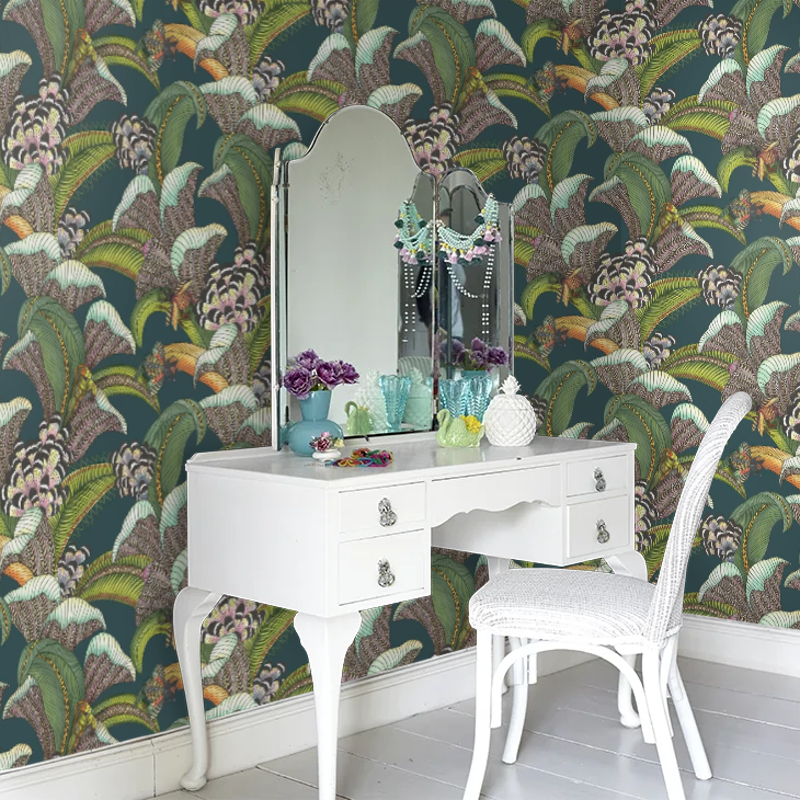 Hoope Wallpaper - Forest Green on Dark Viridian